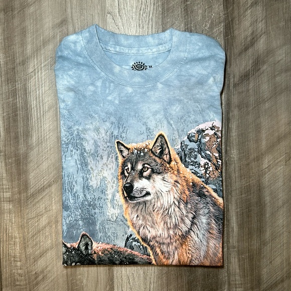 The Mountain Wolves 2017 Tee - Medium - Picture 1 of 6